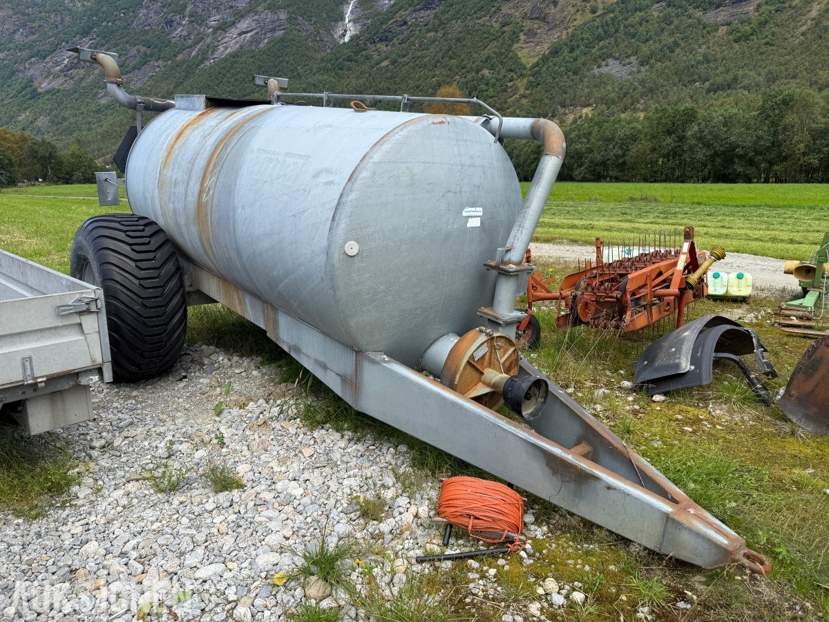 2000 Reime gjødselvogn 5000 ltr
