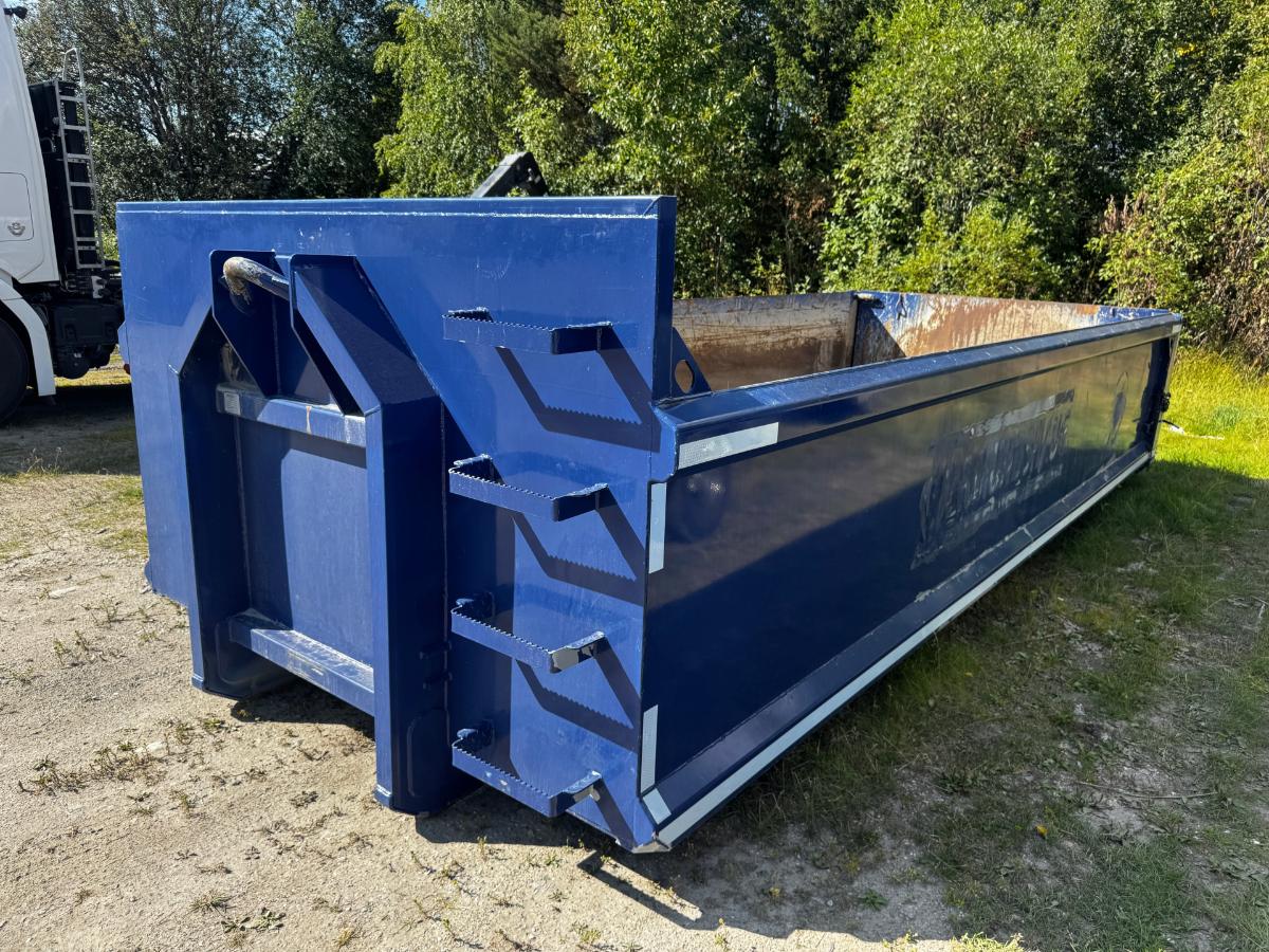 2020 Scania R580 8x4 Euro 6 brøyterigget krokbil med underliggende skjær