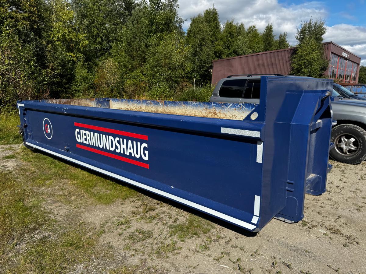 2020 Scania R580 8x4 Euro 6 brøyterigget krokbil med underliggende skjær