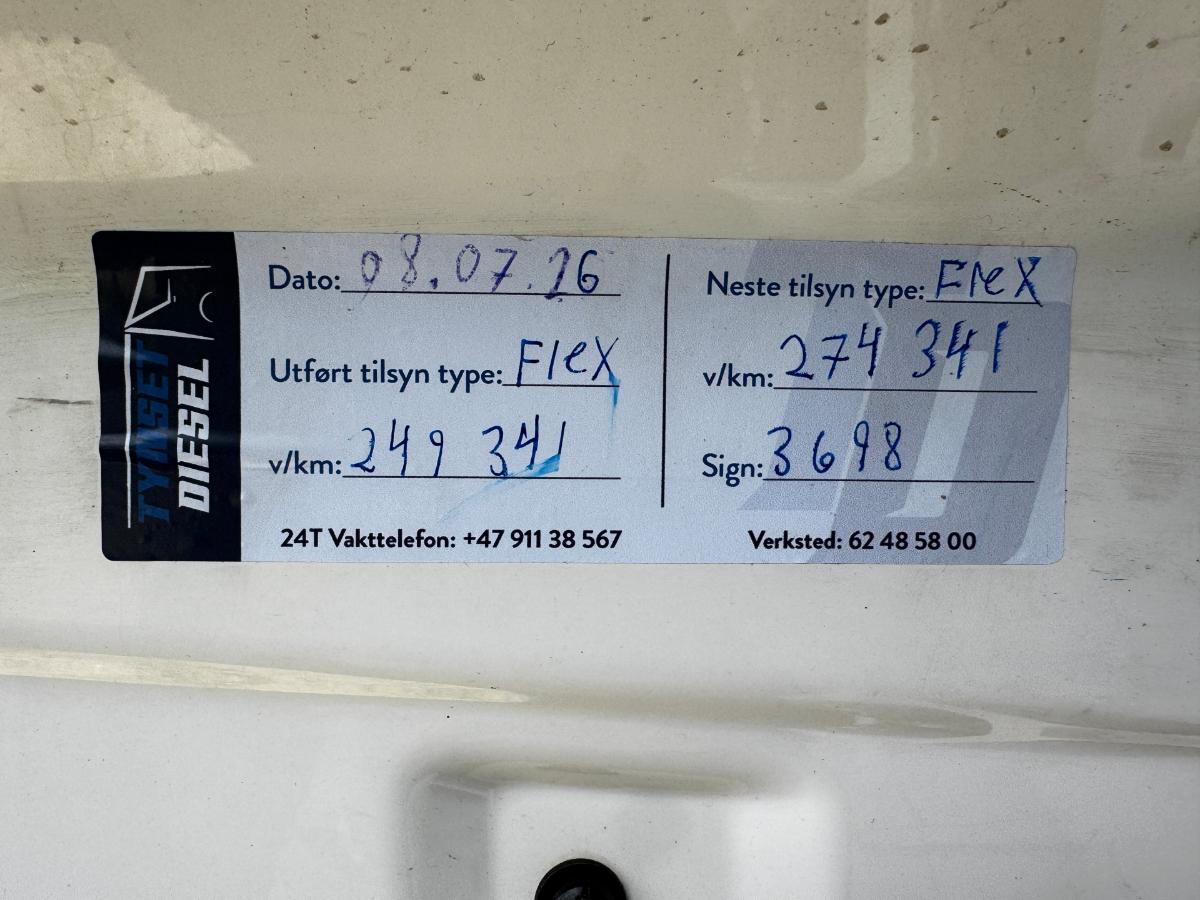 2020 Scania R580 8x4 Euro 6 brøyterigget krokbil med underliggende skjær