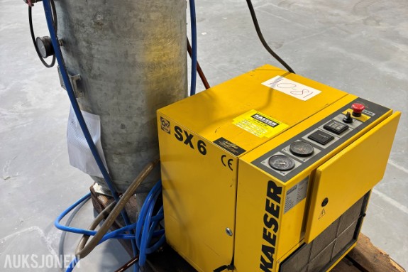 2002 Kaeser SX6 Kompressor m/tank selges som forevist