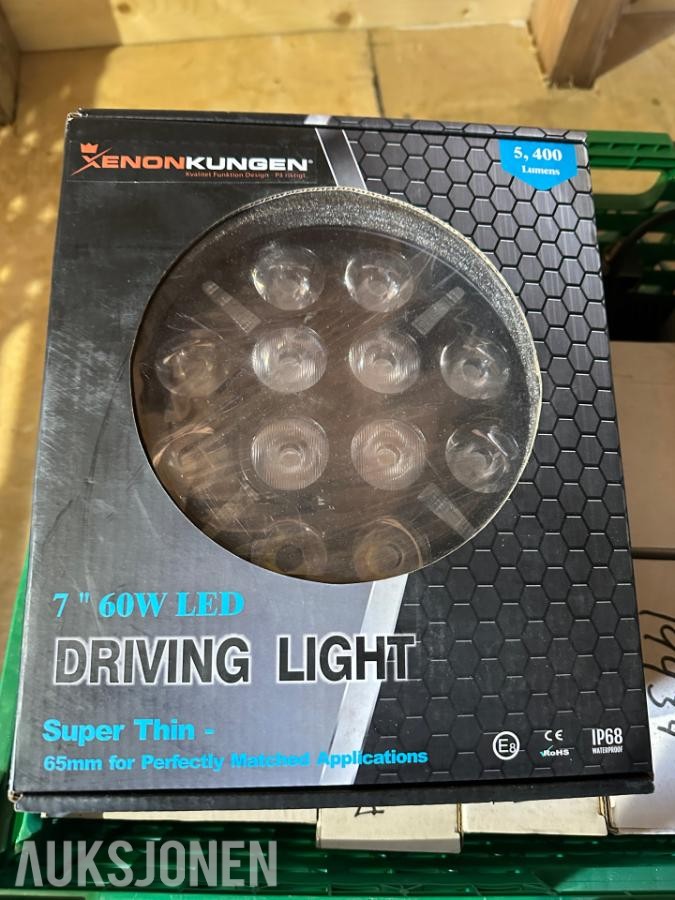 Parti med led arbeidslys/fjernlys og XBB Switch