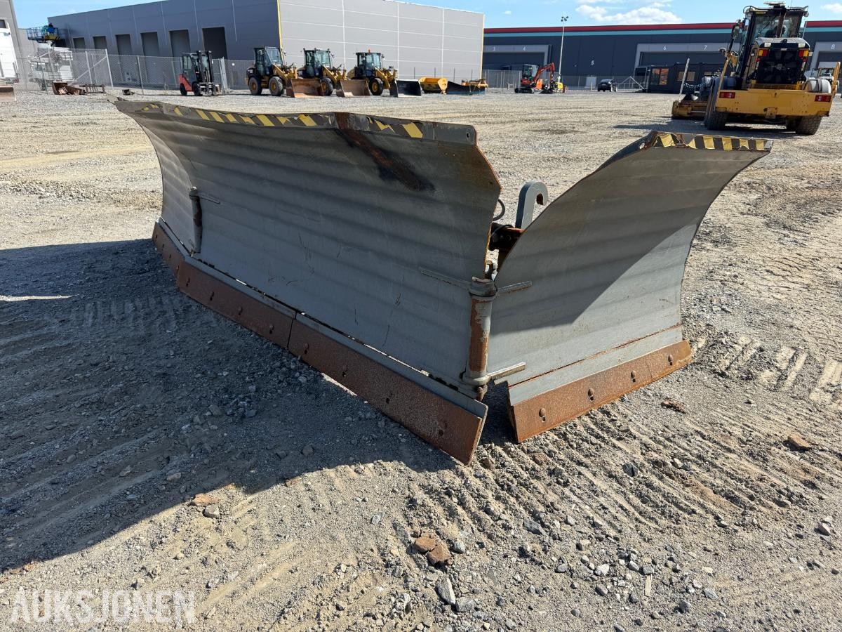 2020 Snowek U480 U-plog med BM feste / 4,8 meter