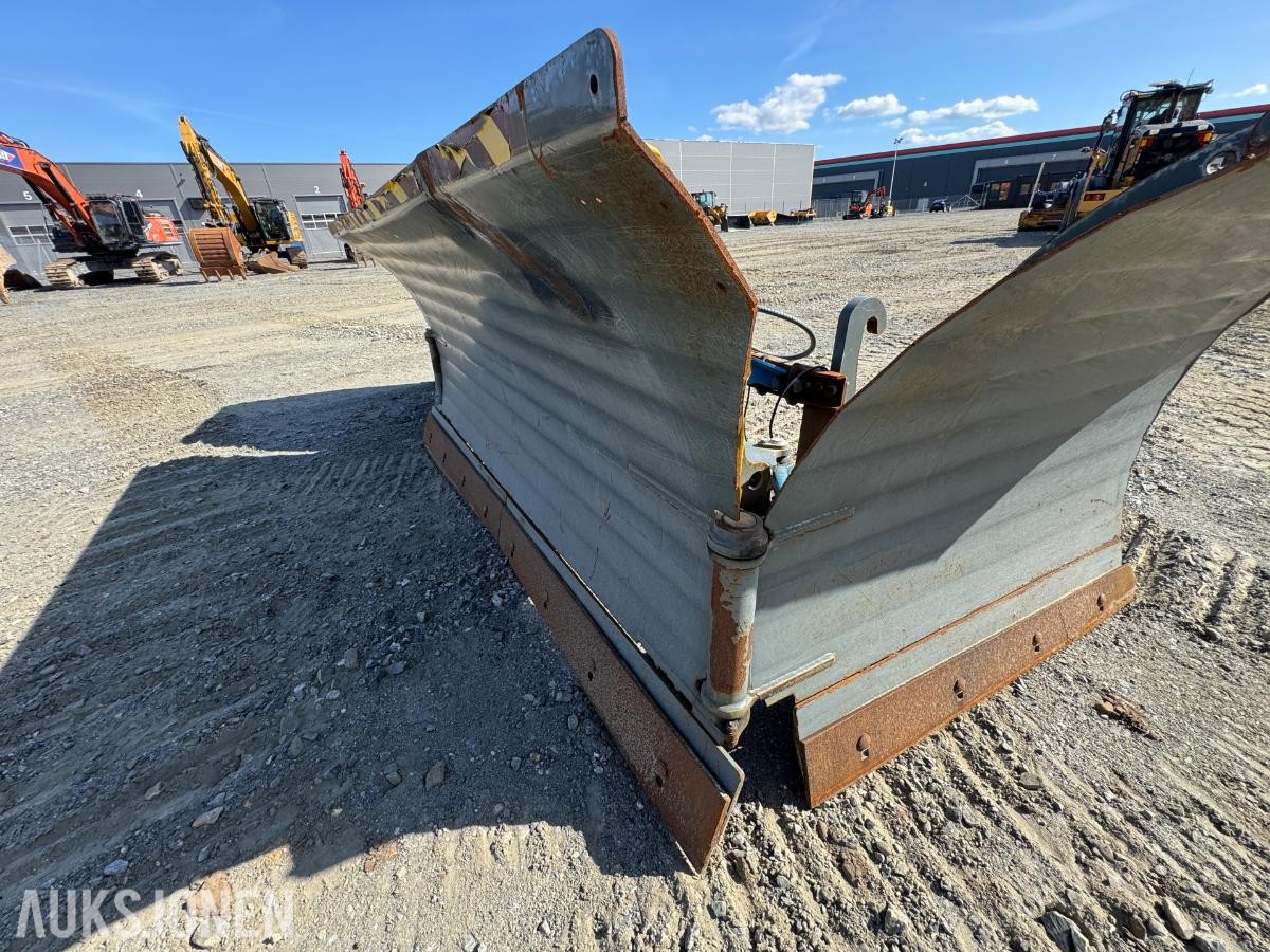 2020 Snowek U480 U-plog med BM feste / 4,8 meter
