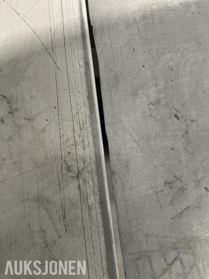 Paoloni P45 bordsag