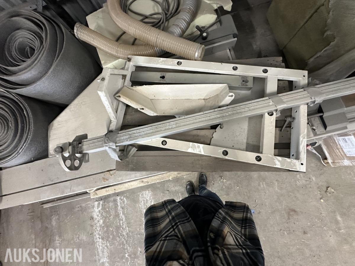 Paoloni P45 bordsag