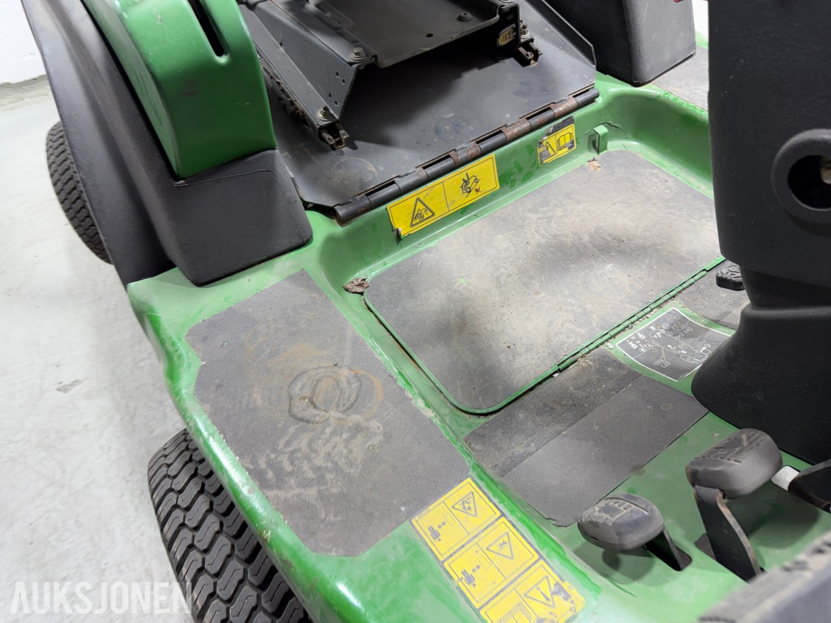 2005 John Deere 1445 plentraktor