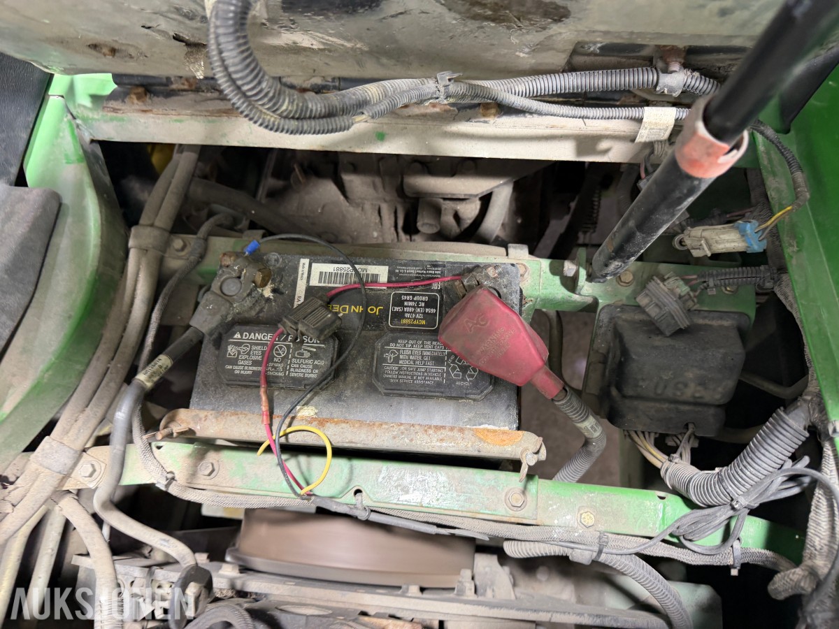 2005 John Deere 1445 plentraktor