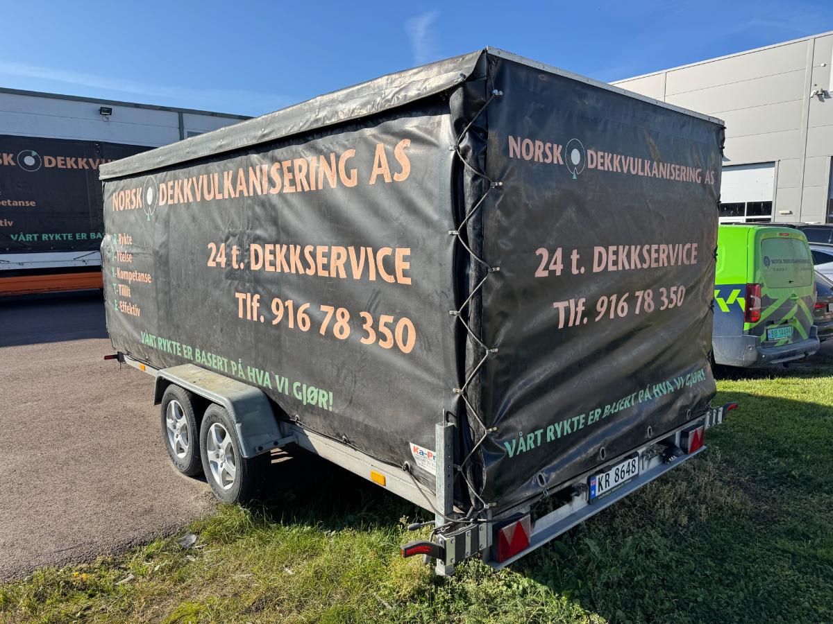 2016 Norgeshengern kappelhenger med ekstra plattform utvendig / 2 akslet 