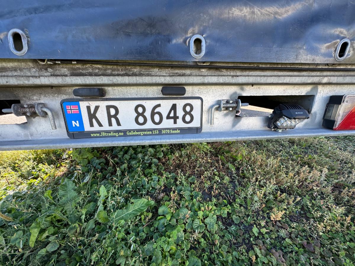 2016 Norgeshengern kappelhenger med ekstra plattform utvendig / 2 akslet 