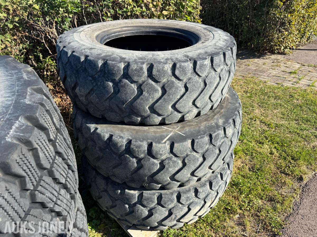 Michelin XHA 15.5R25 / 3 stk