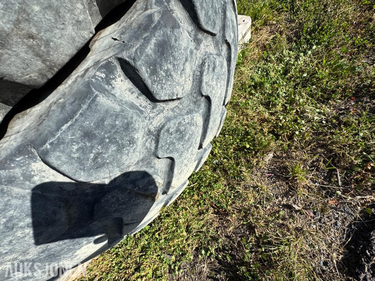 Michelin XHA 15.5R25 / 3 stk