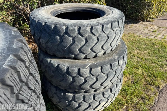 Michelin XHA 15.5R25 / 3 stk