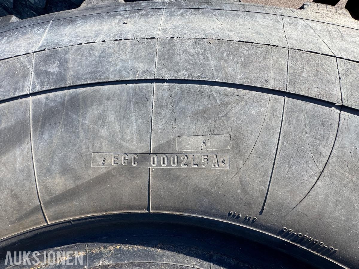 Michelin X snoplus 23.5R25 / 4 stk