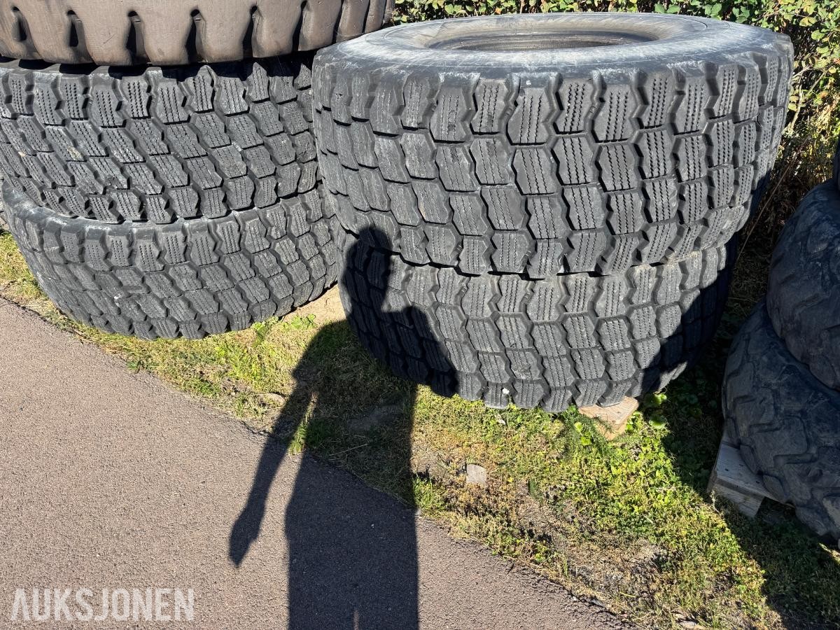 Michelin X snoplus 23.5R25 / 4 stk