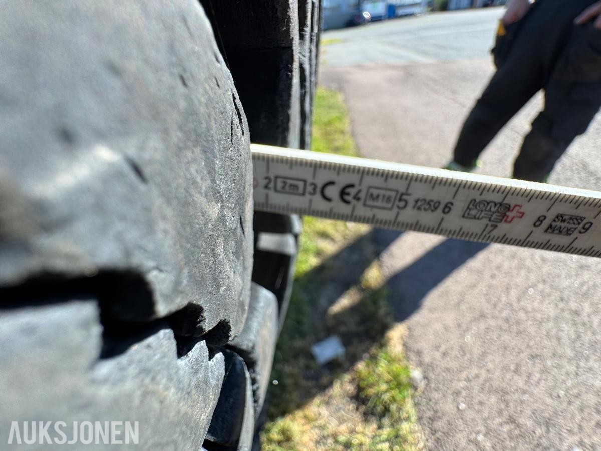 Michelin X snoplus 23.5R25 / 4 stk