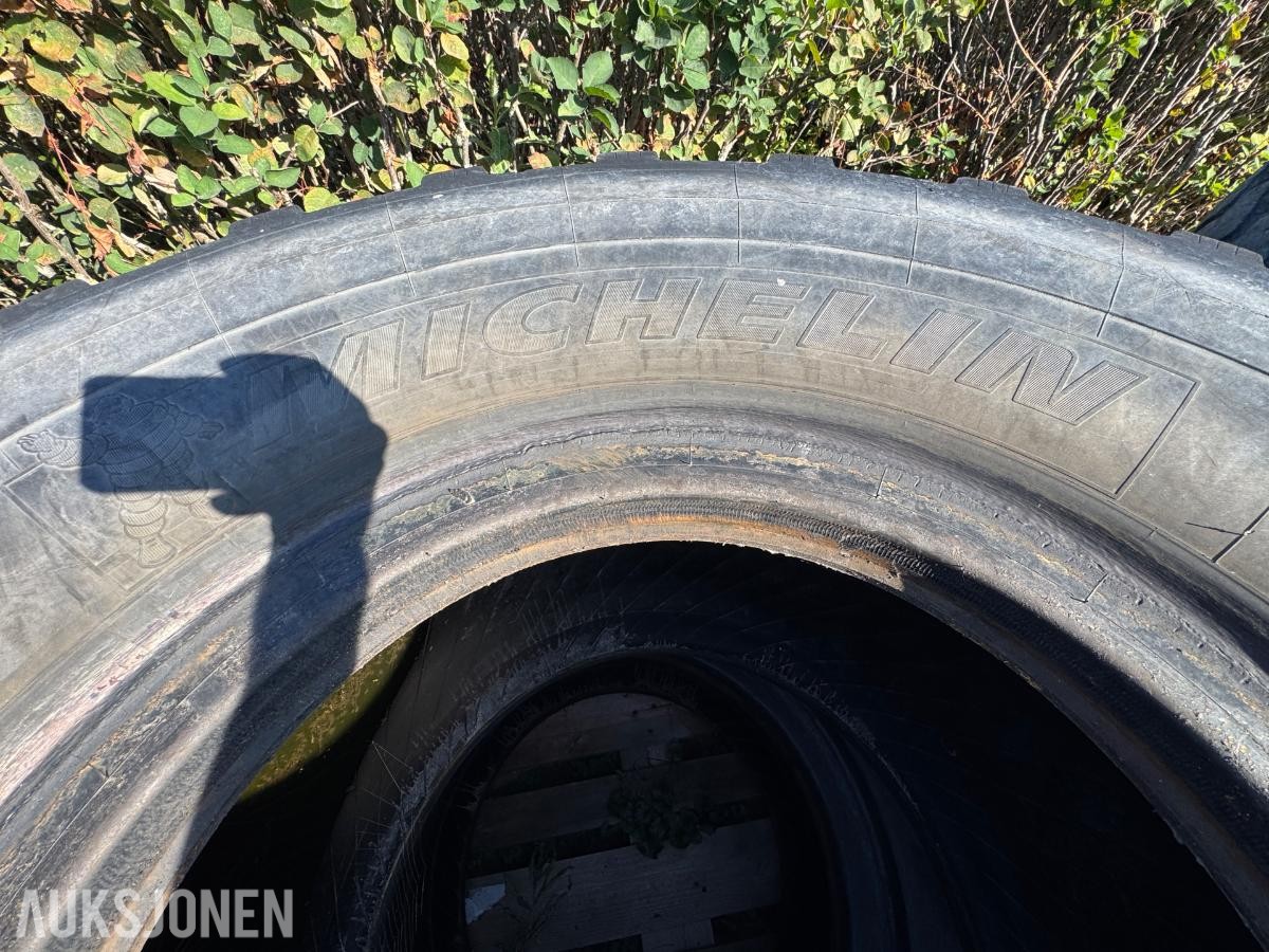 Michelin X snoplus 23.5R25 / 4 stk
