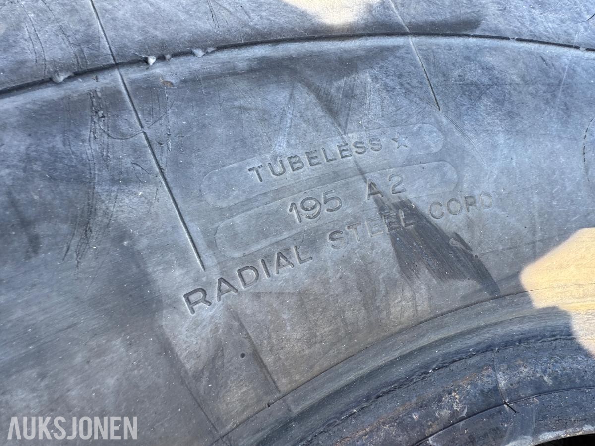 Michelin X snoplus 23.5R25 / 4 stk