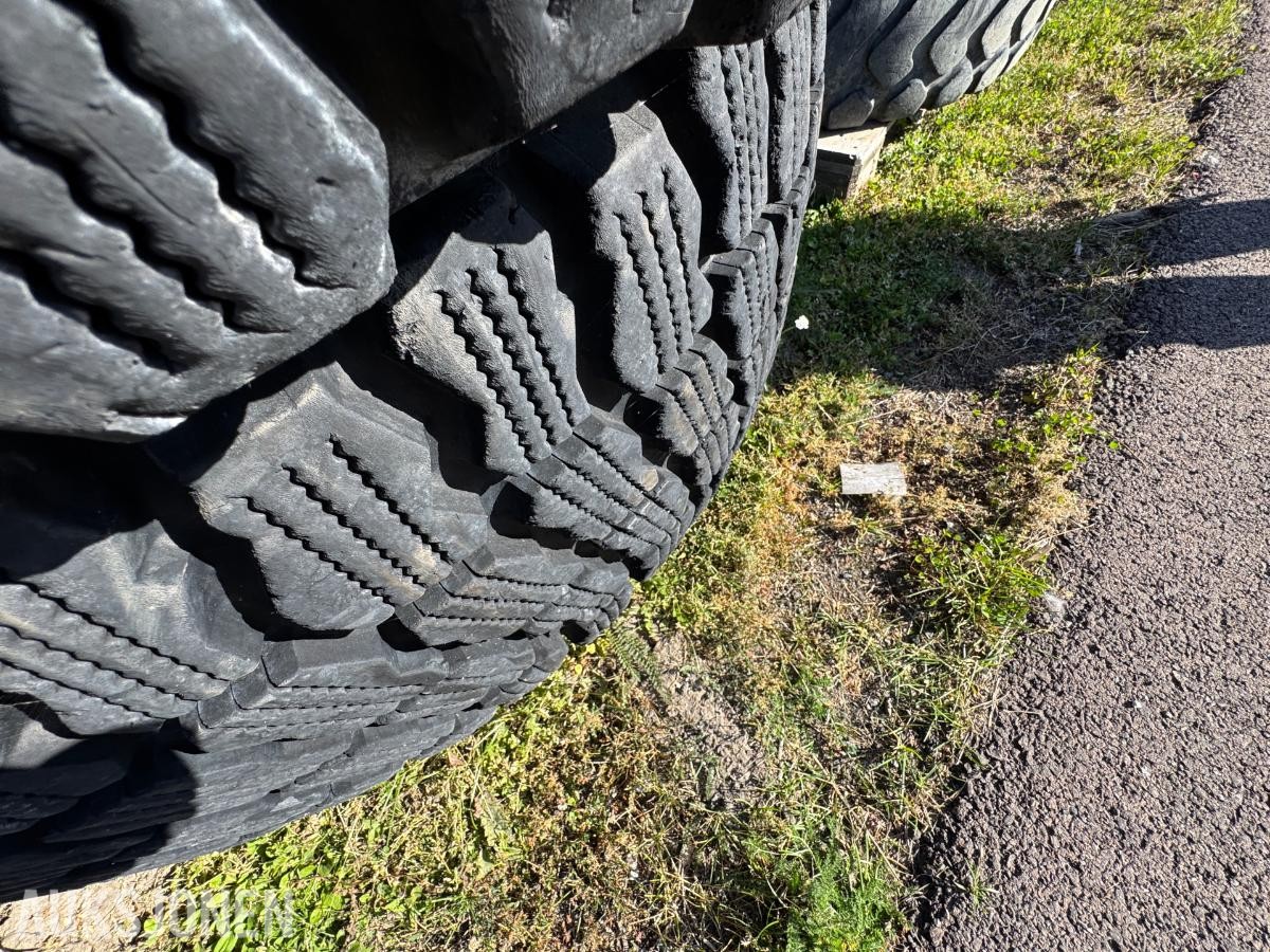 Michelin X snoplus 23.5R25 / 4 stk