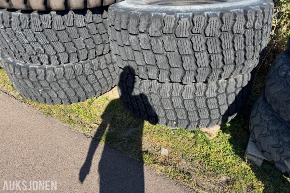 Michelin X snoplus 23.5R25 / 4 stk 