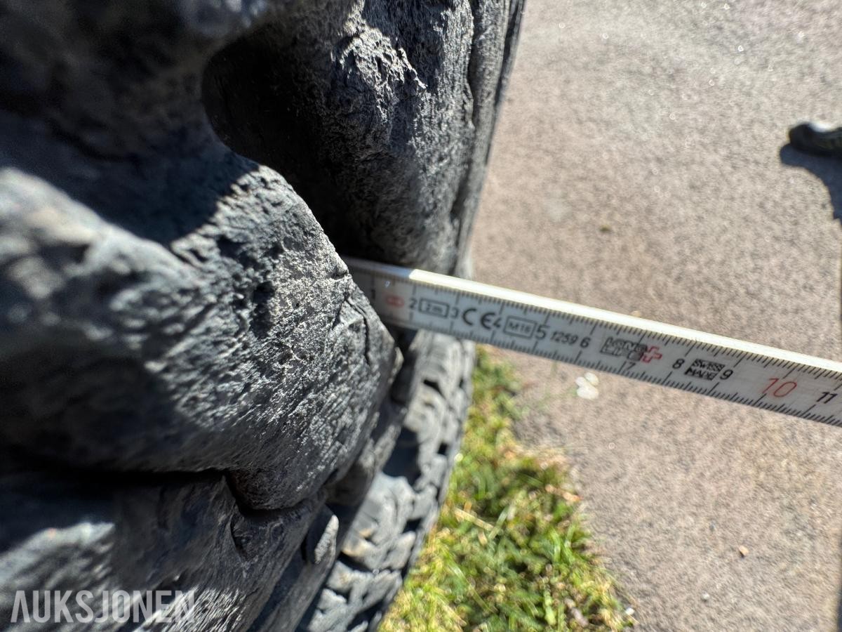 Bridgestone V-Steel Snow Wedge 23.5R25 / 3 stk