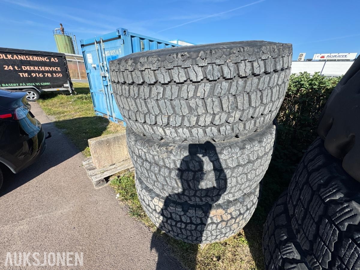 Bridgestone V-Steel Snow Wedge 23.5R25 / 3 stk