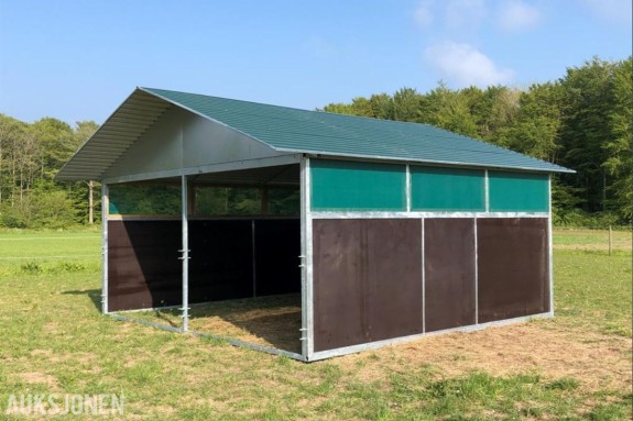 2022 Le skur storfe 5,25 × 5,0 meter, høyde ca. 2,25 meter - Areal ca. 26 m².