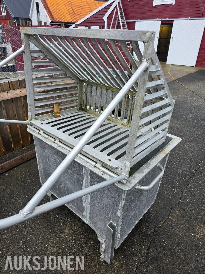 2000 Skyllekar i aluminium 