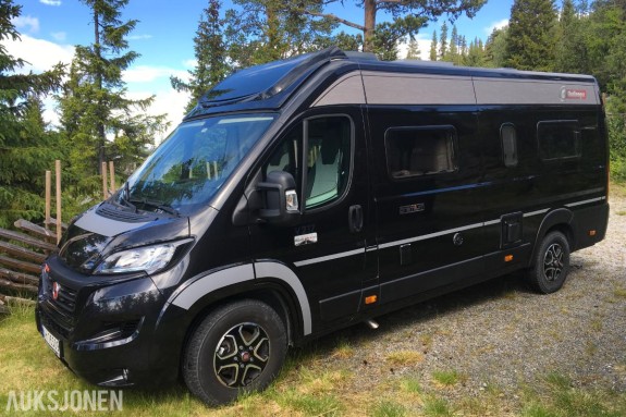 2024 Challenger V217 Premium, 9-trinns automat, Solcelle, Dieselvarmer, Litium, Hengerfeste, Luftdempere, EU OK til 06.2028 - Premium modelll!