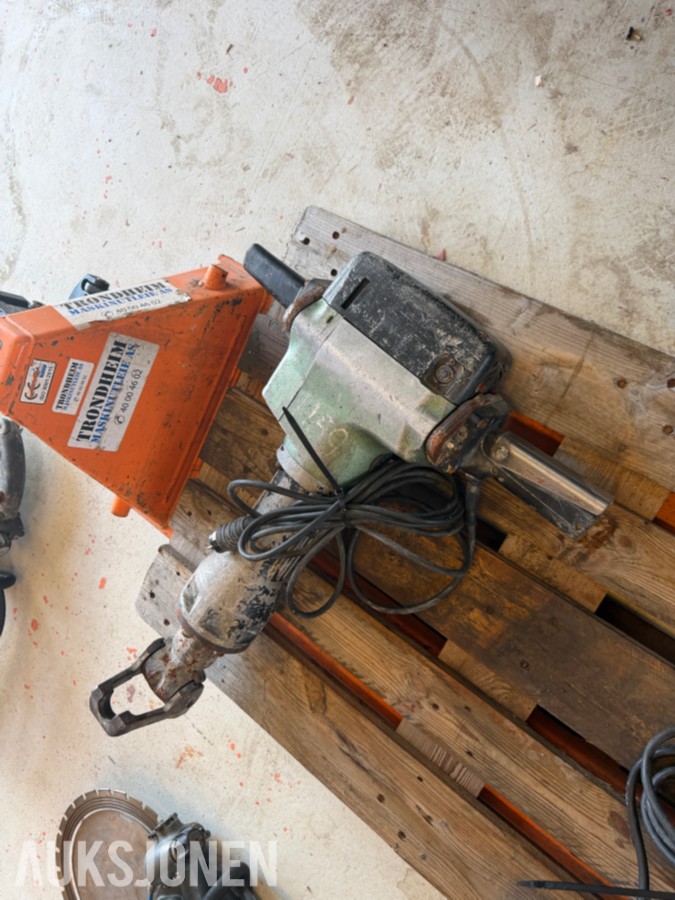 2011 Hitachi H90SE elektrisk pigghammer 1450 W