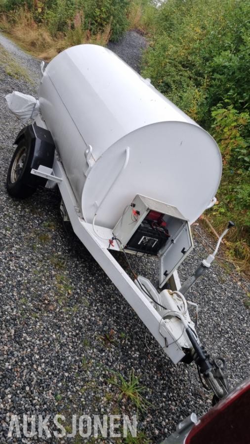 2012 1000 liter Dieseltank