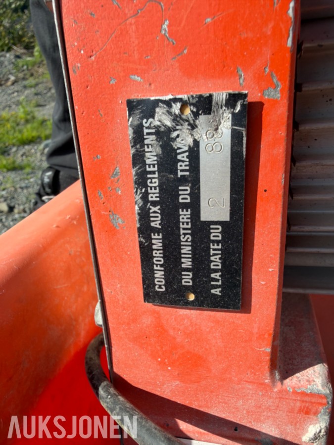Elektrisk fliskutter / våtsag 220 V i transportkasse