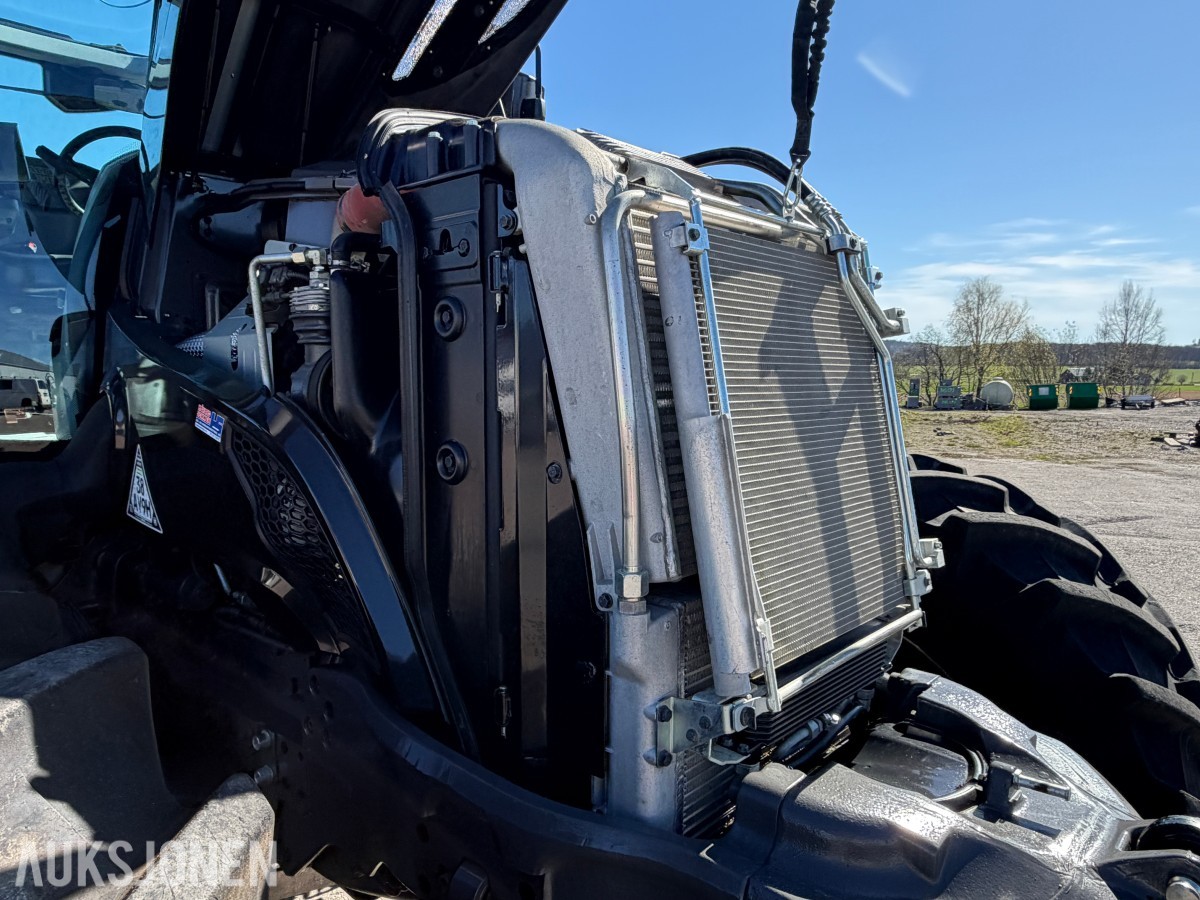 2021 VALTRA UNLIMITED T174 - TWINTRACK - SKOGSRIGG - FRONTHYDRAULIKK/PTO - 800 TRELLEBORG - IKKE SALT/LANDBRUKSKJØRT