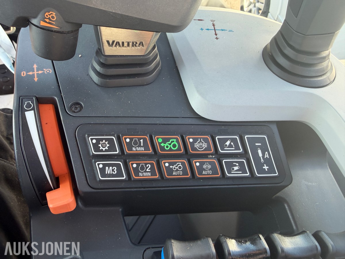 2021 VALTRA UNLIMITED T174 - TWINTRACK - SKOGSRIGG - FRONTHYDRAULIKK/PTO - 800 TRELLEBORG - IKKE SALT/LANDBRUKSKJØRT