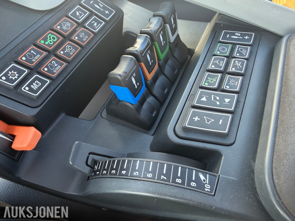 2021 VALTRA UNLIMITED T174 - TWINTRACK - SKOGSRIGG - FRONTHYDRAULIKK/PTO - 800 TRELLEBORG - IKKE SALT/LANDBRUKSKJØRT