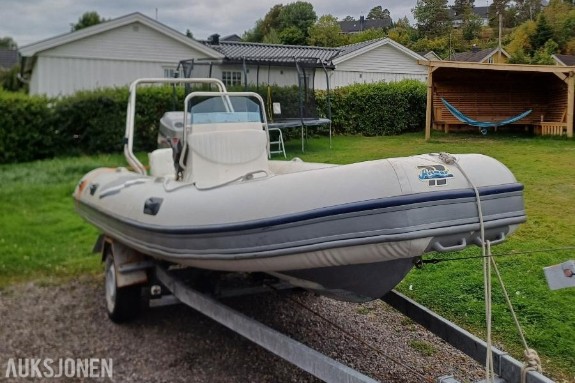 2012 Båt - 15 fot Rib - Arimar 470 med Mariner 90HK
