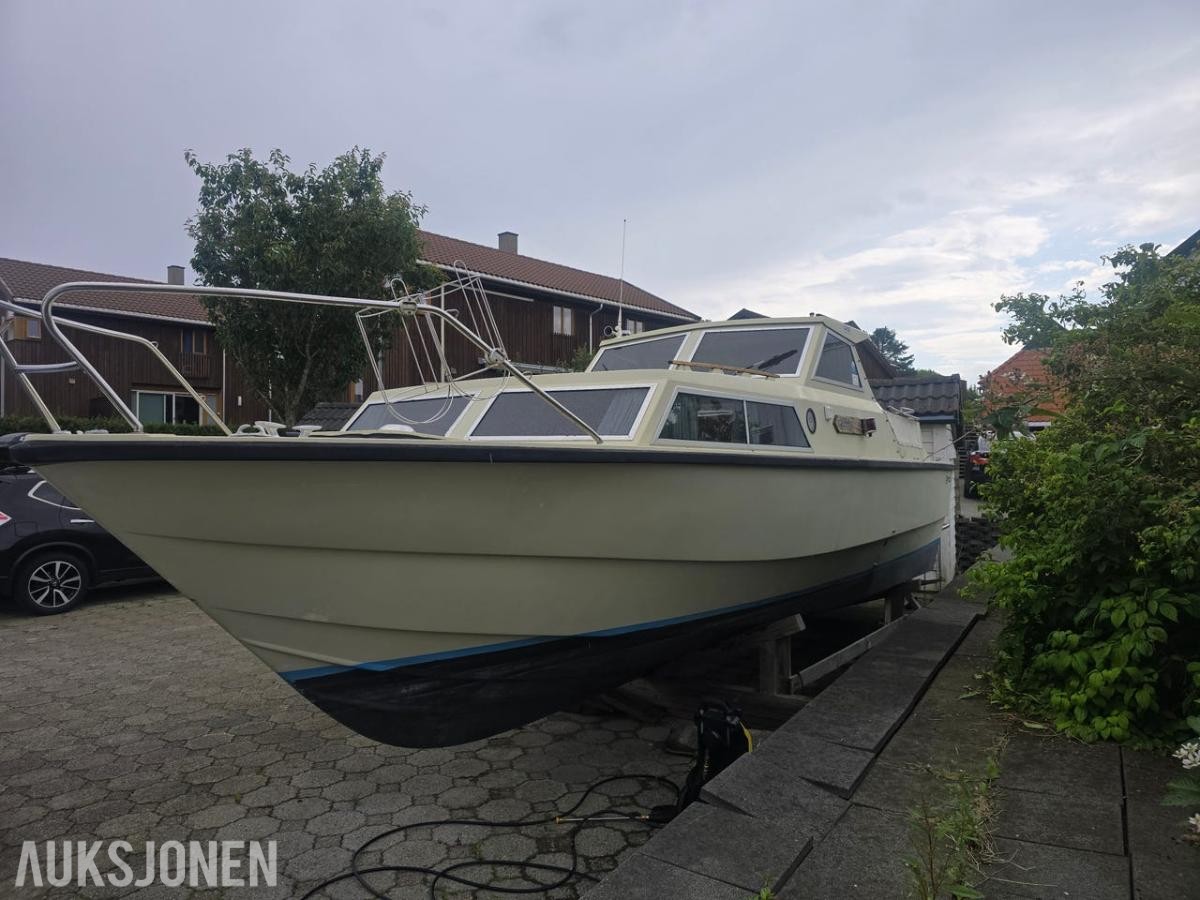 1977 Orrskär 27 fot - reparasjonsobjekt