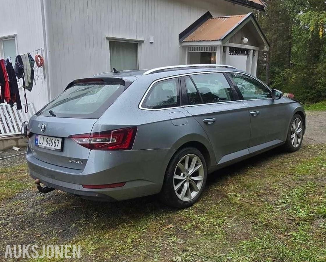 2017 Skoda Superb 1.6 Diesel, Automatisk, Cruisekontroll, Hengerfeste