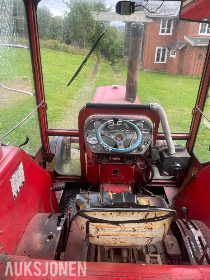 1971 International 574 traktor - mva fri