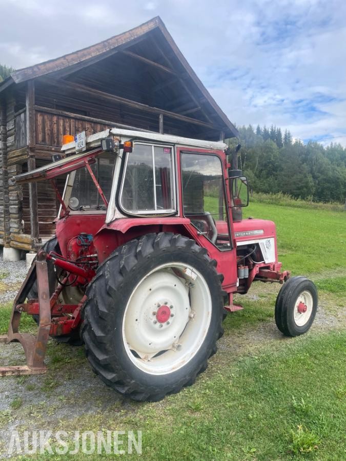 1971 International 574 traktor - mva fri