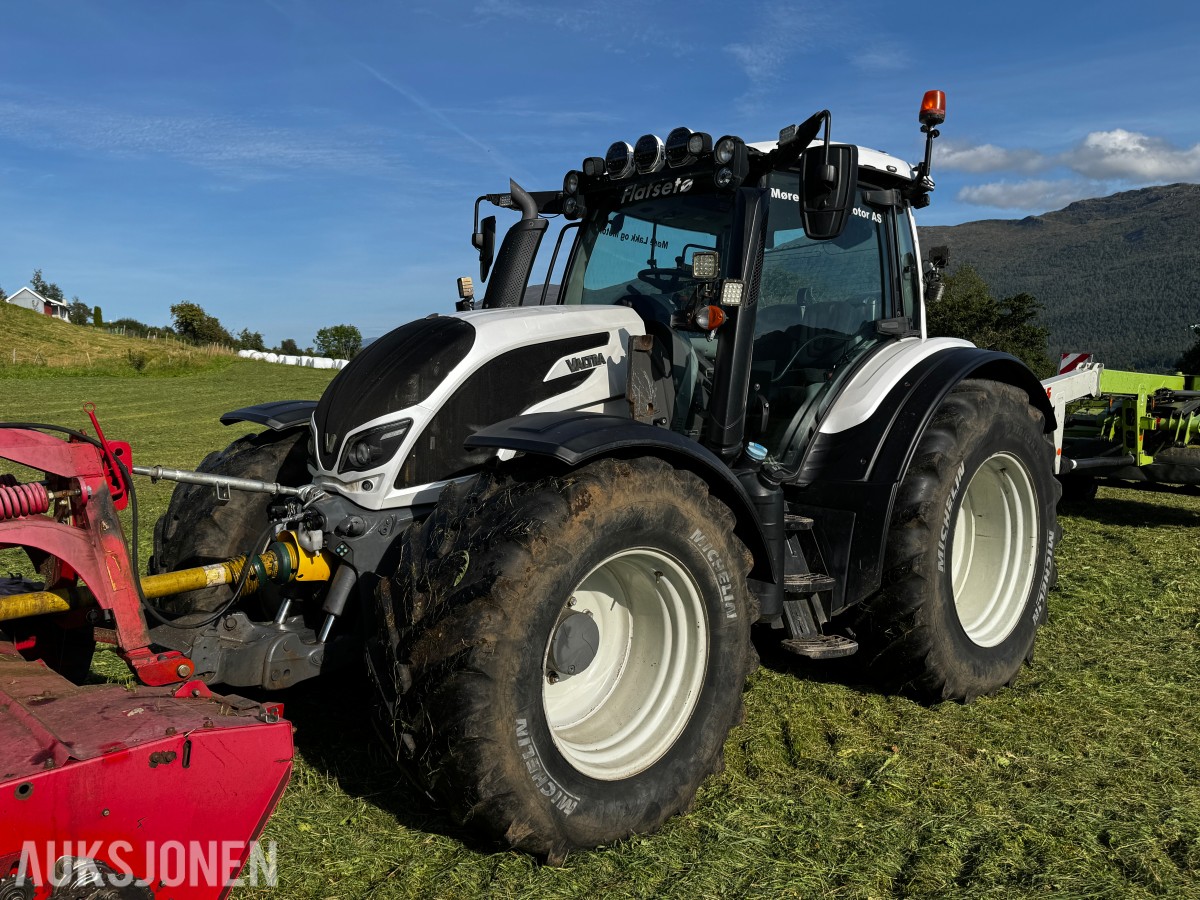 2017 Valtra N174 D - 166 hk - 50 km/t - Ålö frontlaster - EU godkjent til august 2028