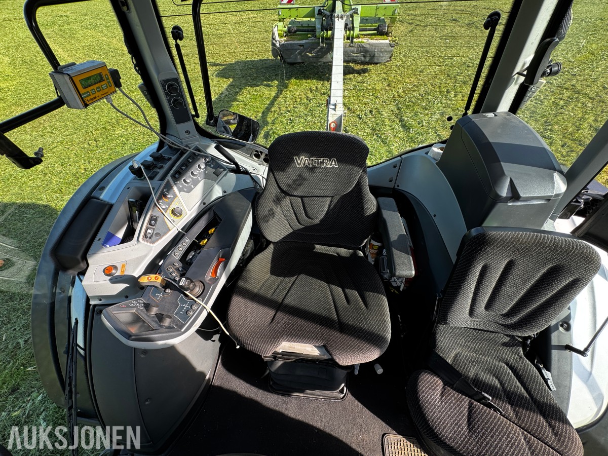 2017 Valtra N174 D - 166 hk - 50 km/t - Ålö frontlaster - EU godkjent til august 2028