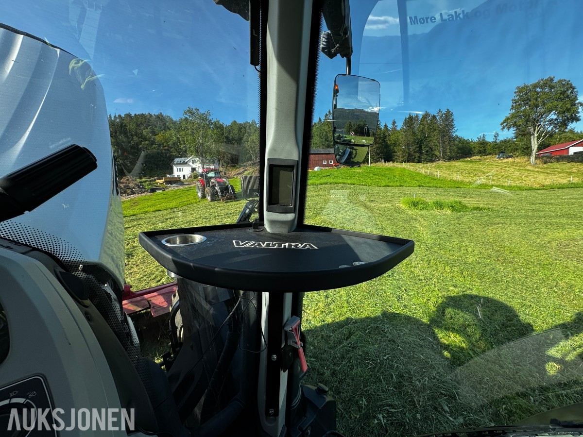 2017 Valtra N174 D - 166 hk - 50 km/t - Ålö frontlaster - EU godkjent til august 2028