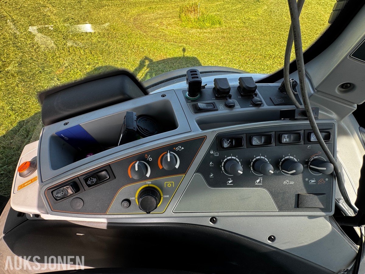 2017 Valtra N174 D - 166 hk - 50 km/t - Ålö frontlaster - EU godkjent til august 2028
