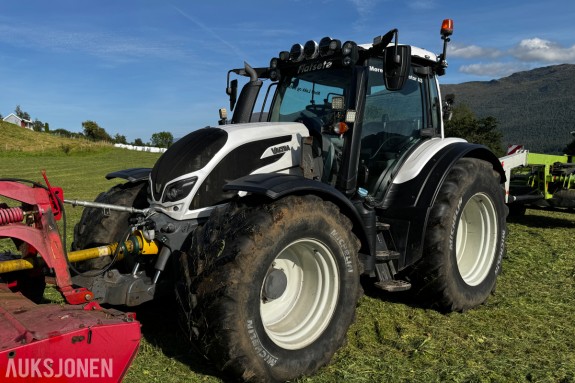 2017 Valtra N174 D - 166 hk - 50 km/t - Ålö frontlaster - EU godkjent til august 2028