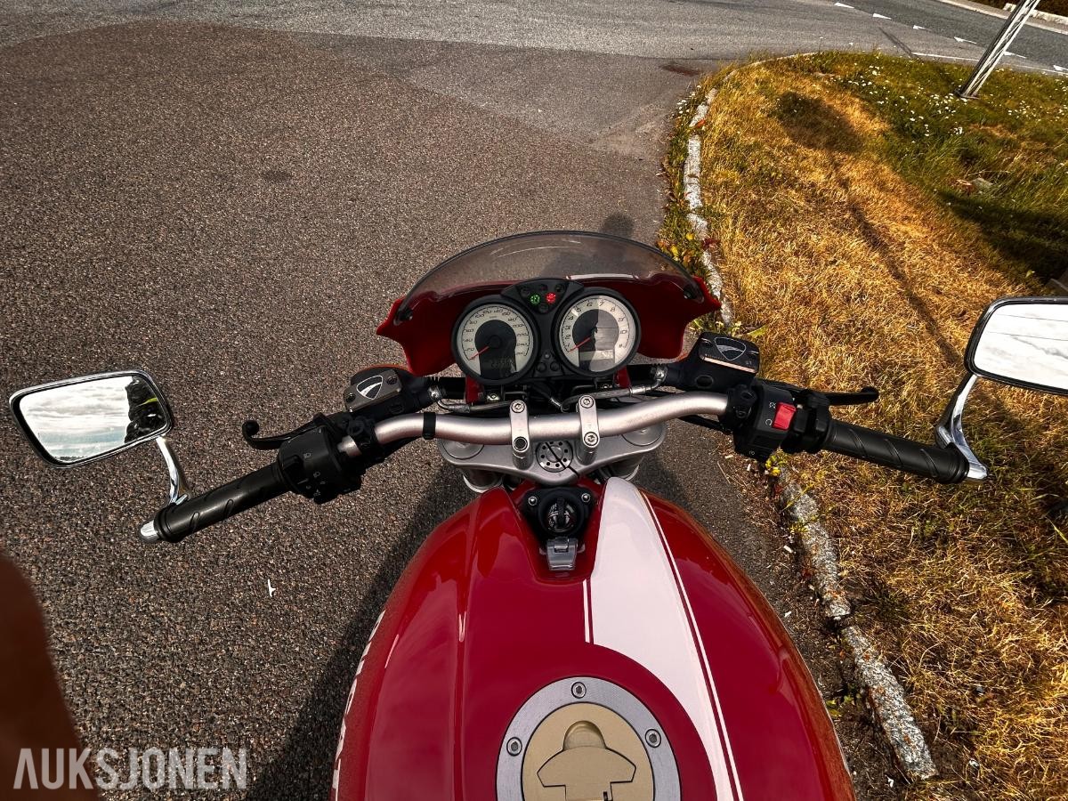 2005 Ducati Monster S2R