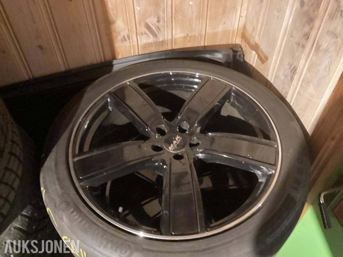 2016 Porsche Macan Sommerhjul - 2x265/40 21 - 2x295/35-21