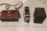 1900 Brownie Filmkamera 8 mm og et gammel fotoapparat