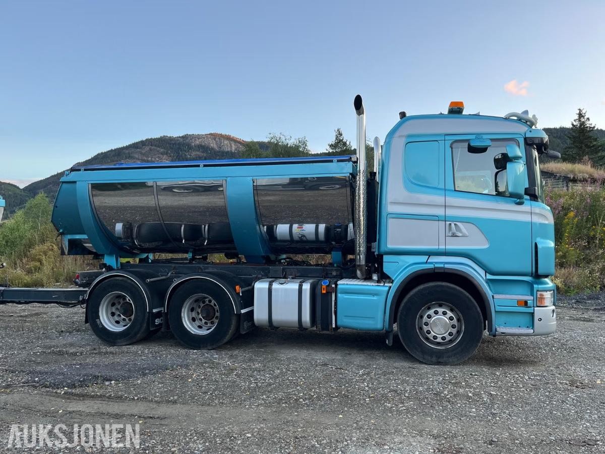2011 Scania R620 6x4 med Renders tippkjerre