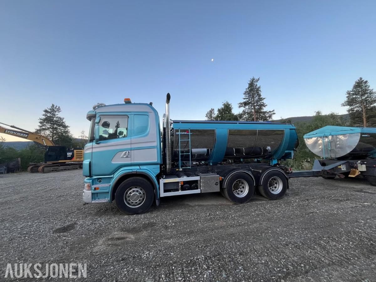 2011 Scania R620 6x4 med Renders tippkjerre